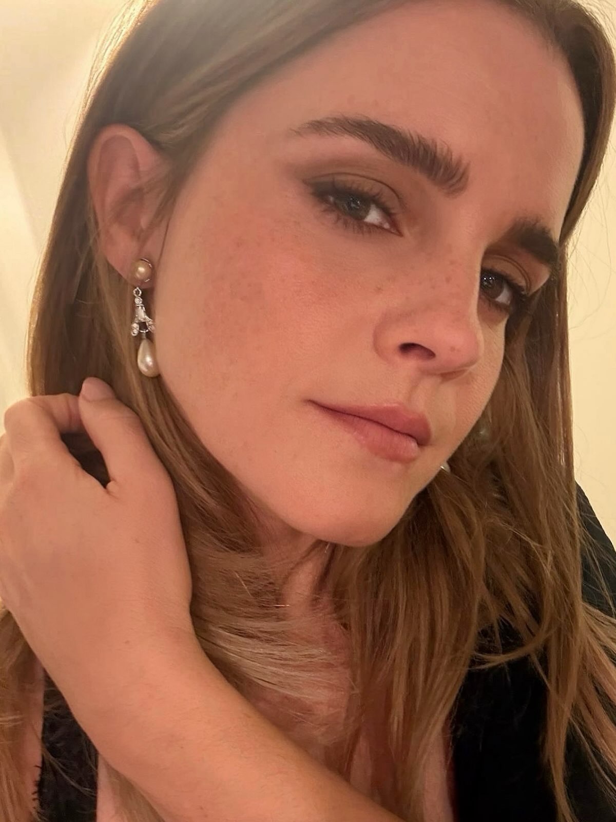 Emma Watson hands