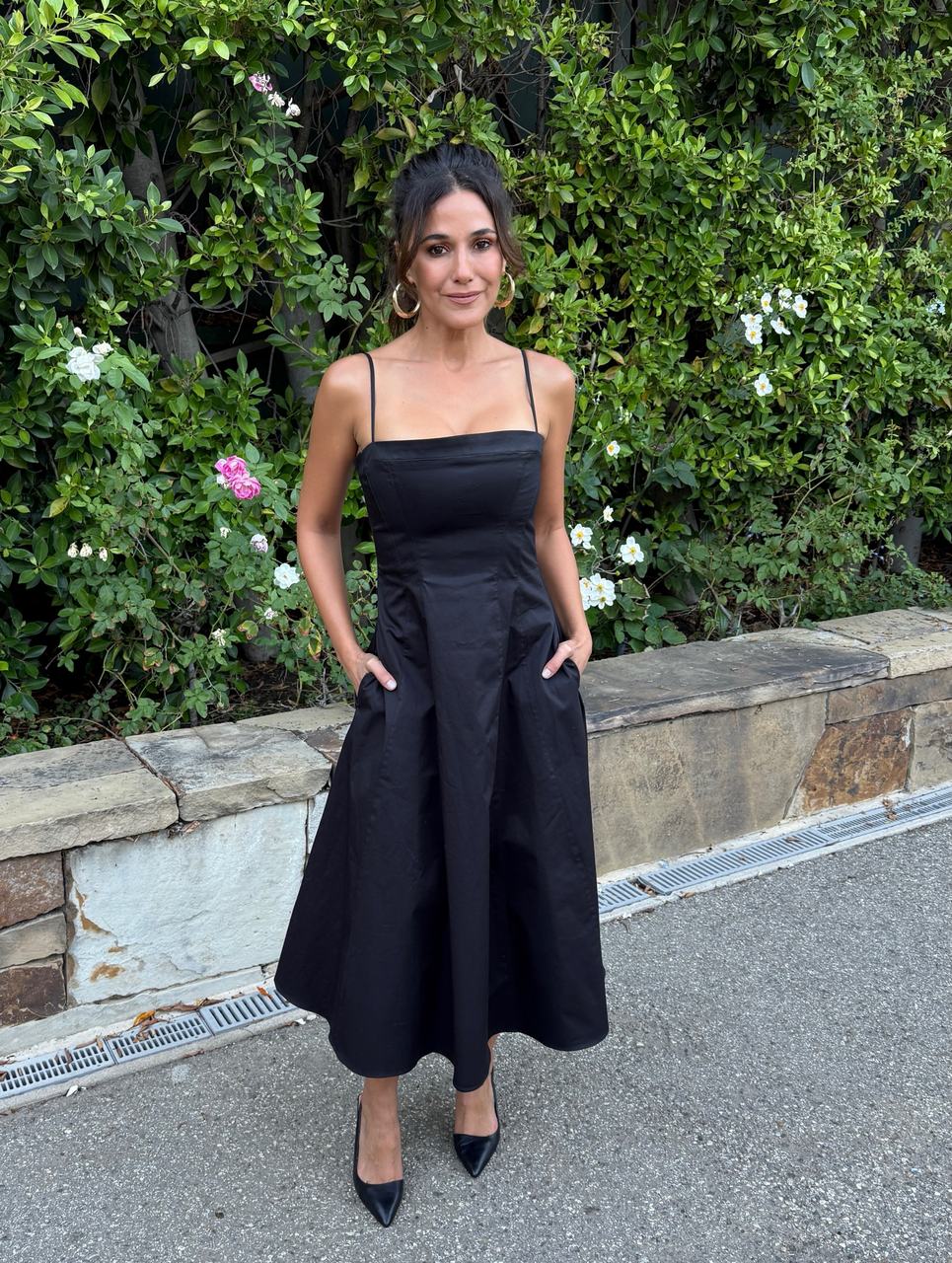 Emmanuelle Chriqui legs