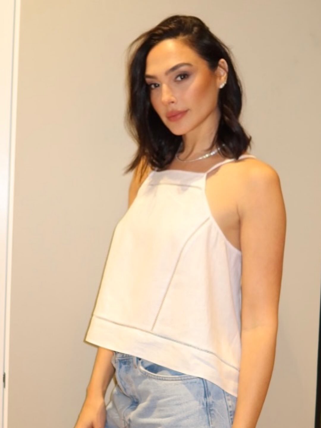 Gal Gadot Nude War Crimes Caught On Camera In Gaza