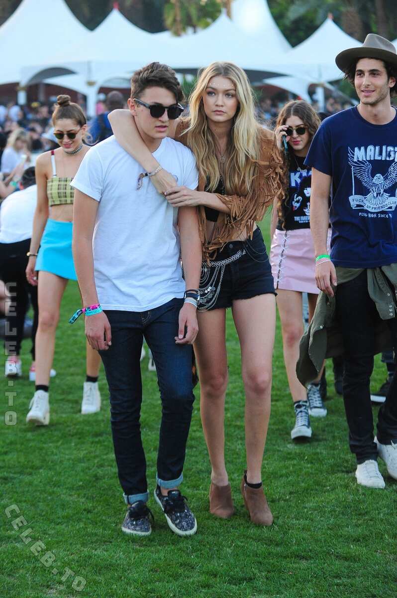 Gigi Hadid butts