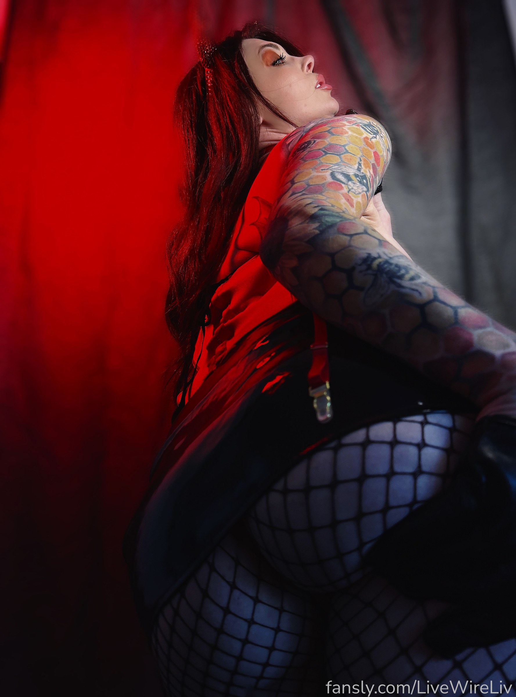 Girls Play Nude - Girls Nsfw Photos