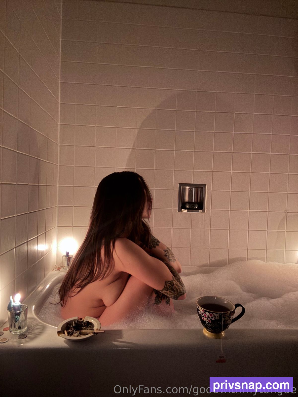 Goodwithmytongue Naked (11 Photos) - LeakedModels