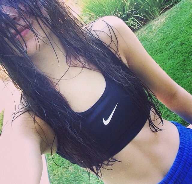 Hailee Steinfeld Nude Photos Set Released