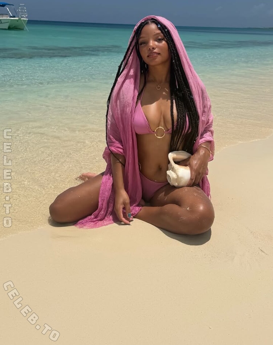 Halle Bailey Nude Pics and LEAKED Porn 2023