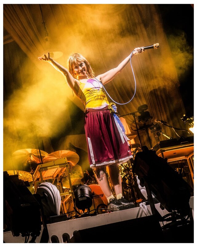 Hayley Williams butts
