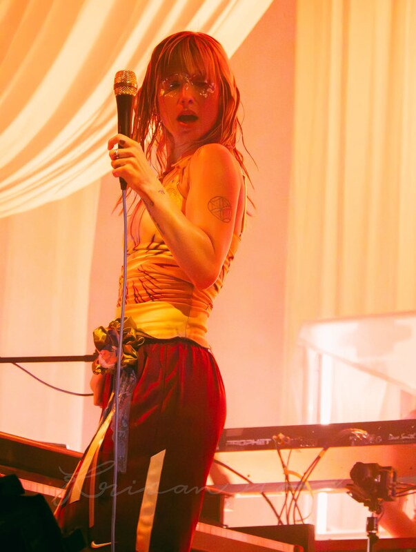 Hayley Williams butts