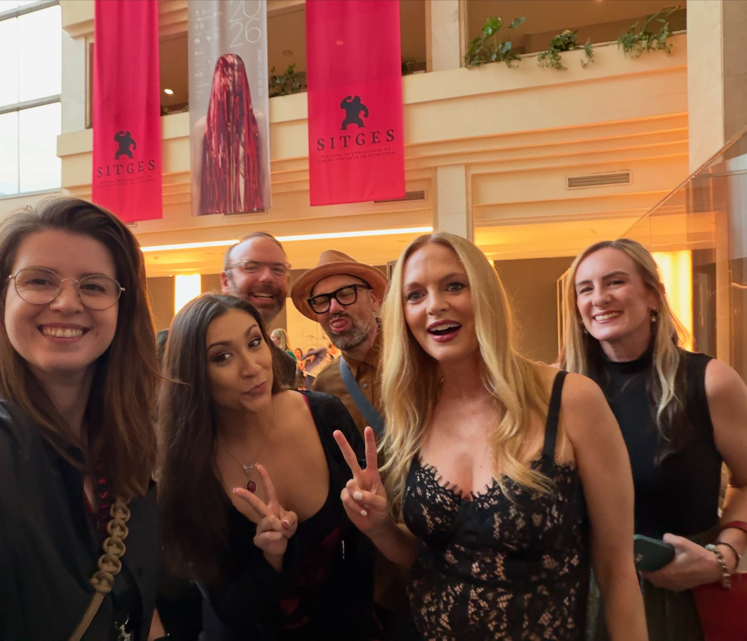 Heather Graham Nude and Hot Pics and Porn