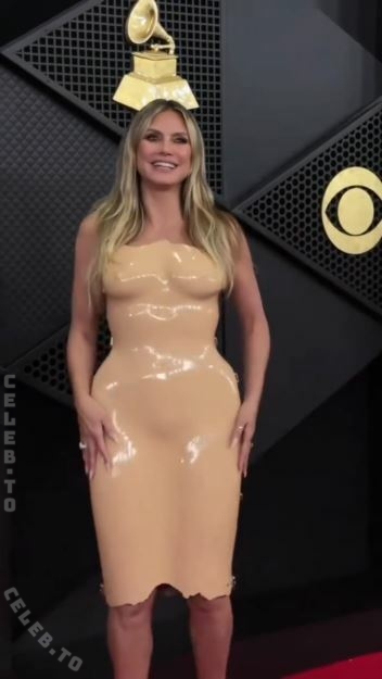 Heidi Klum butts