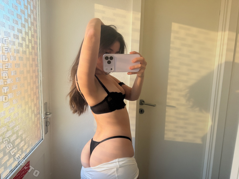 Helenalive Nude Twitch - Imane Anys. Patreon Leaked Nudes