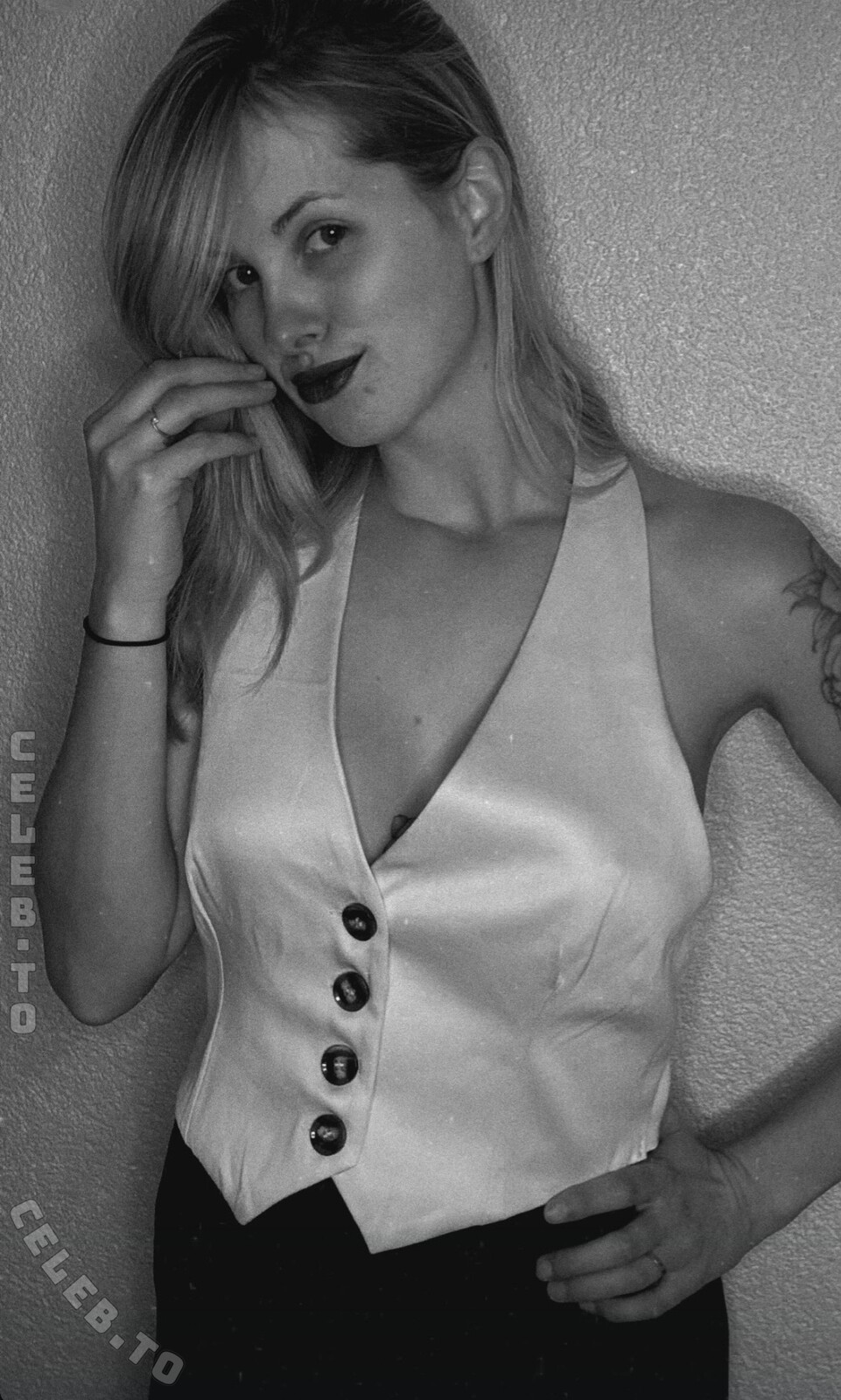 inaacoladaa Nude Leaks OnlyFans  - Leaked Models