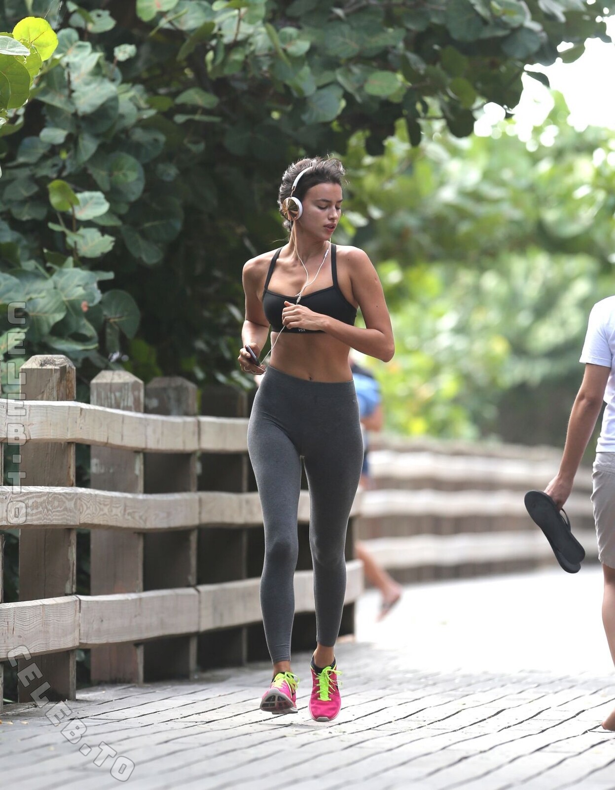 Irina Shayk Topless (8 Photos)