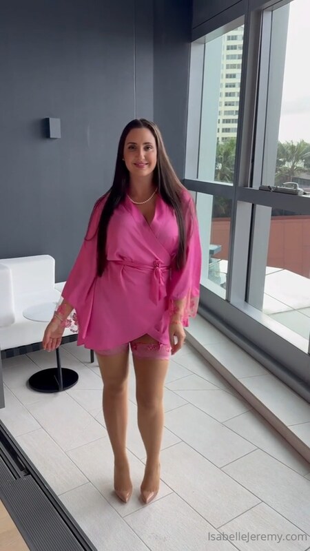 Isabelle Eleanore Nude Oil Rub OnlyFans Video Leaked - Influencers GoneWild