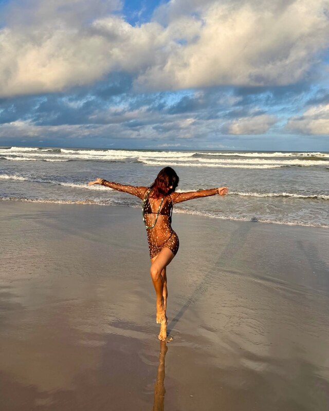 Isis Valverde Nude Selfies Released
