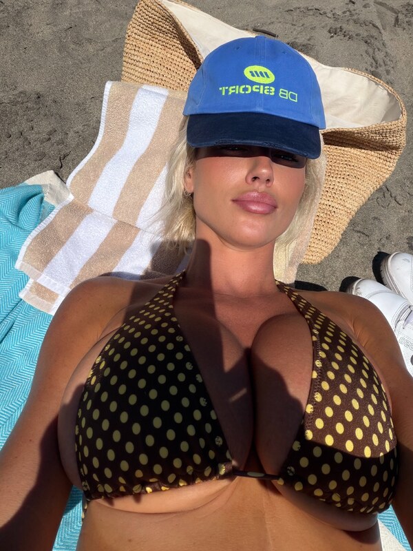 Jadelyn Breier / Jadelynmusic Nude Leaks OnlyFans  - Leaked Models
