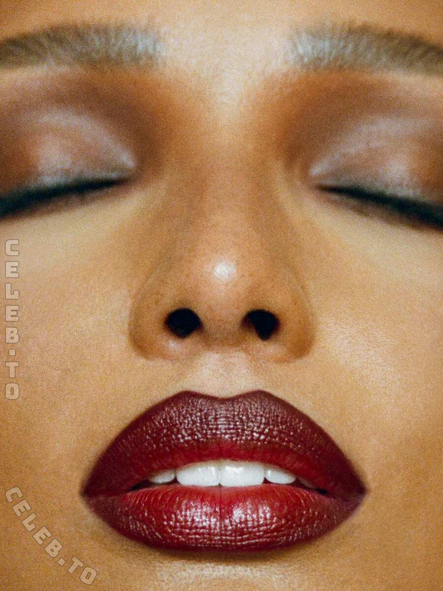 Jasmine Tookes butts