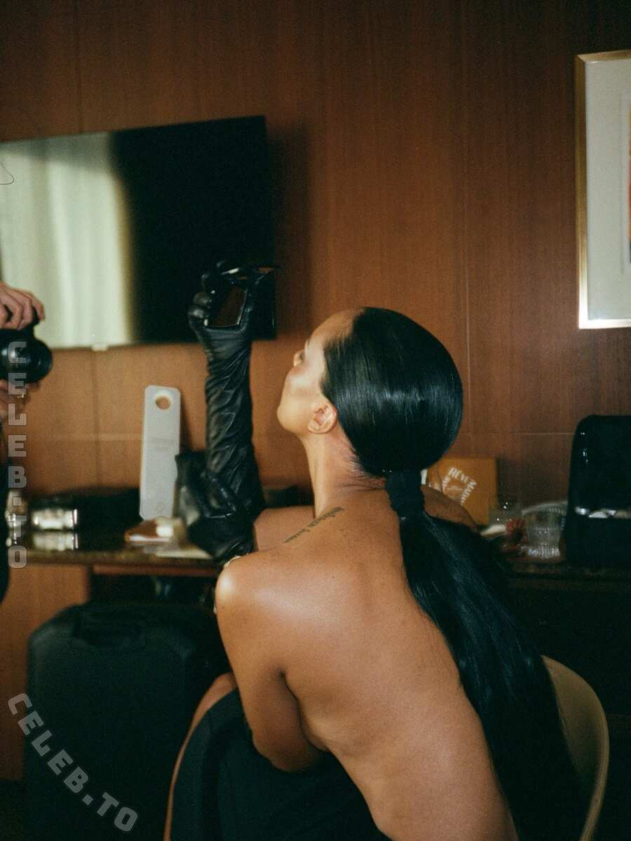 Jasmine Tookes butts