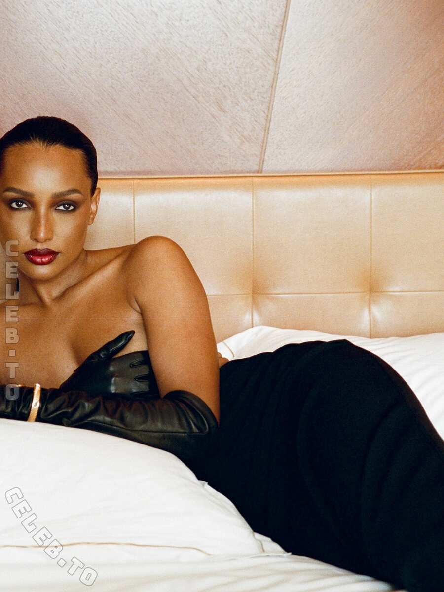 Jasmine Tookes butts