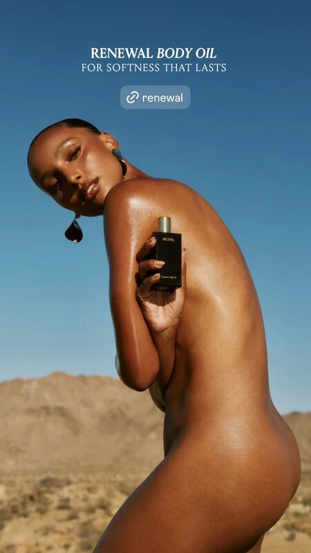Jasmine Tookes butts