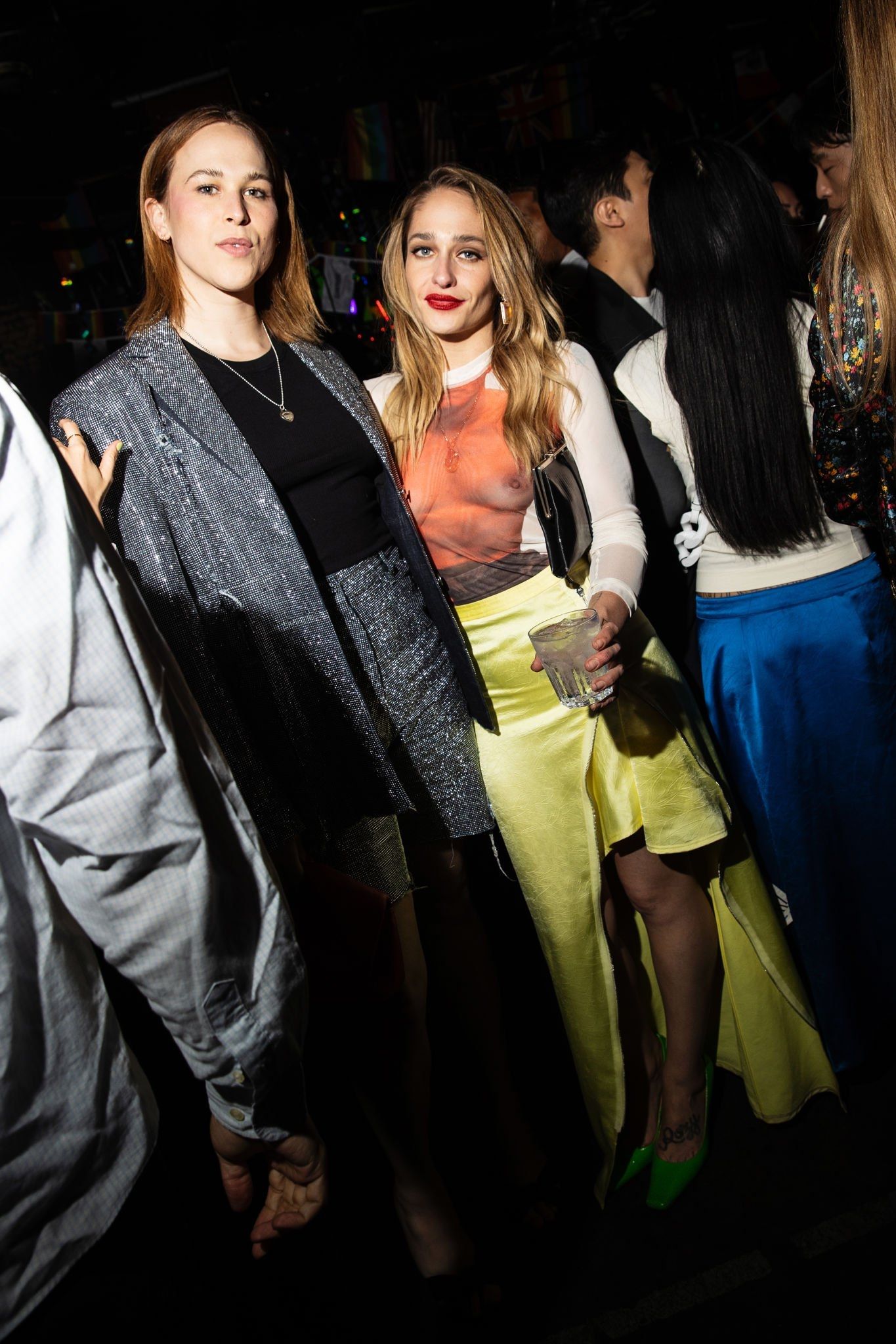 Jemima Kirke butts
