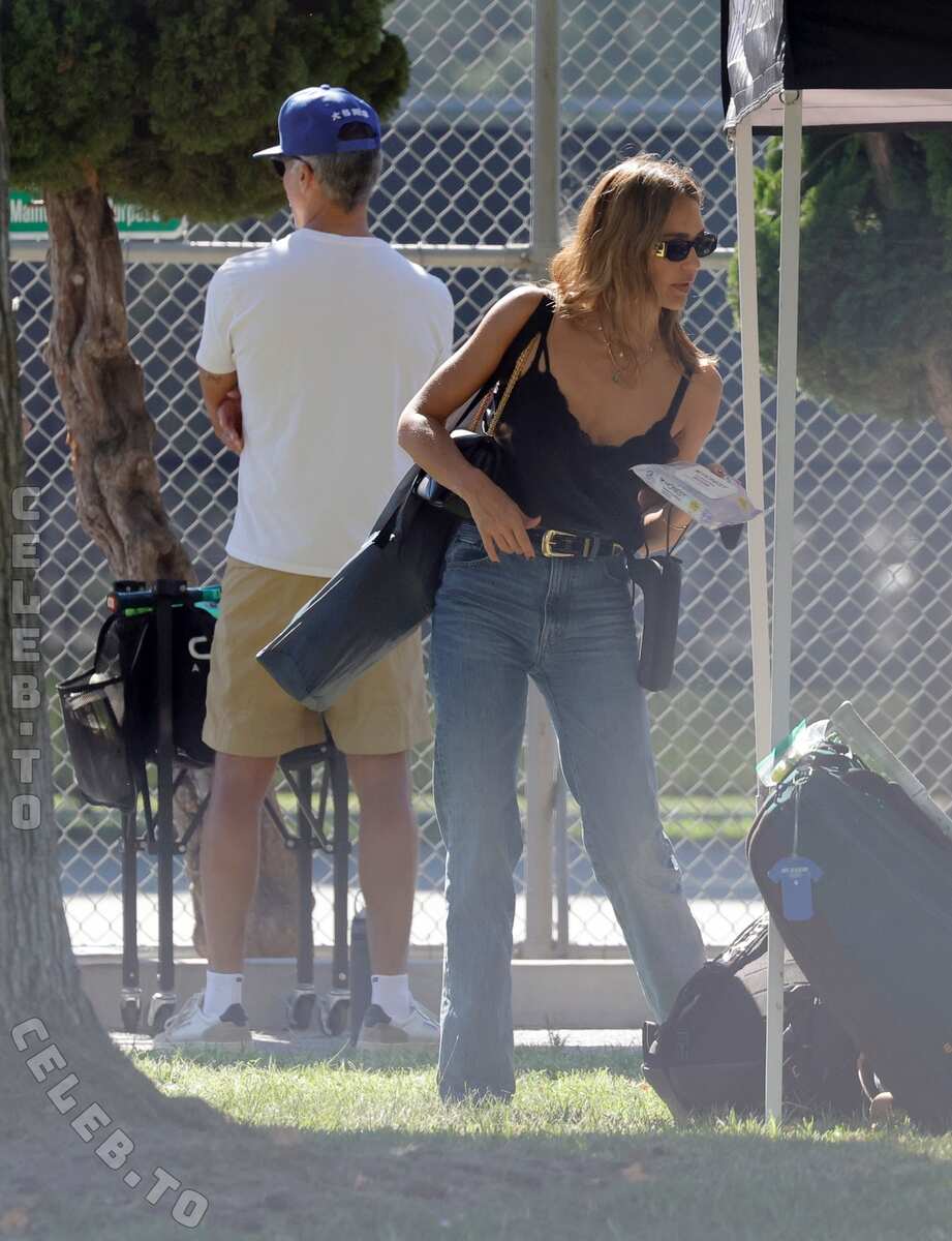 Jessica Alba TikTok Titties And Nude Photo Shoot