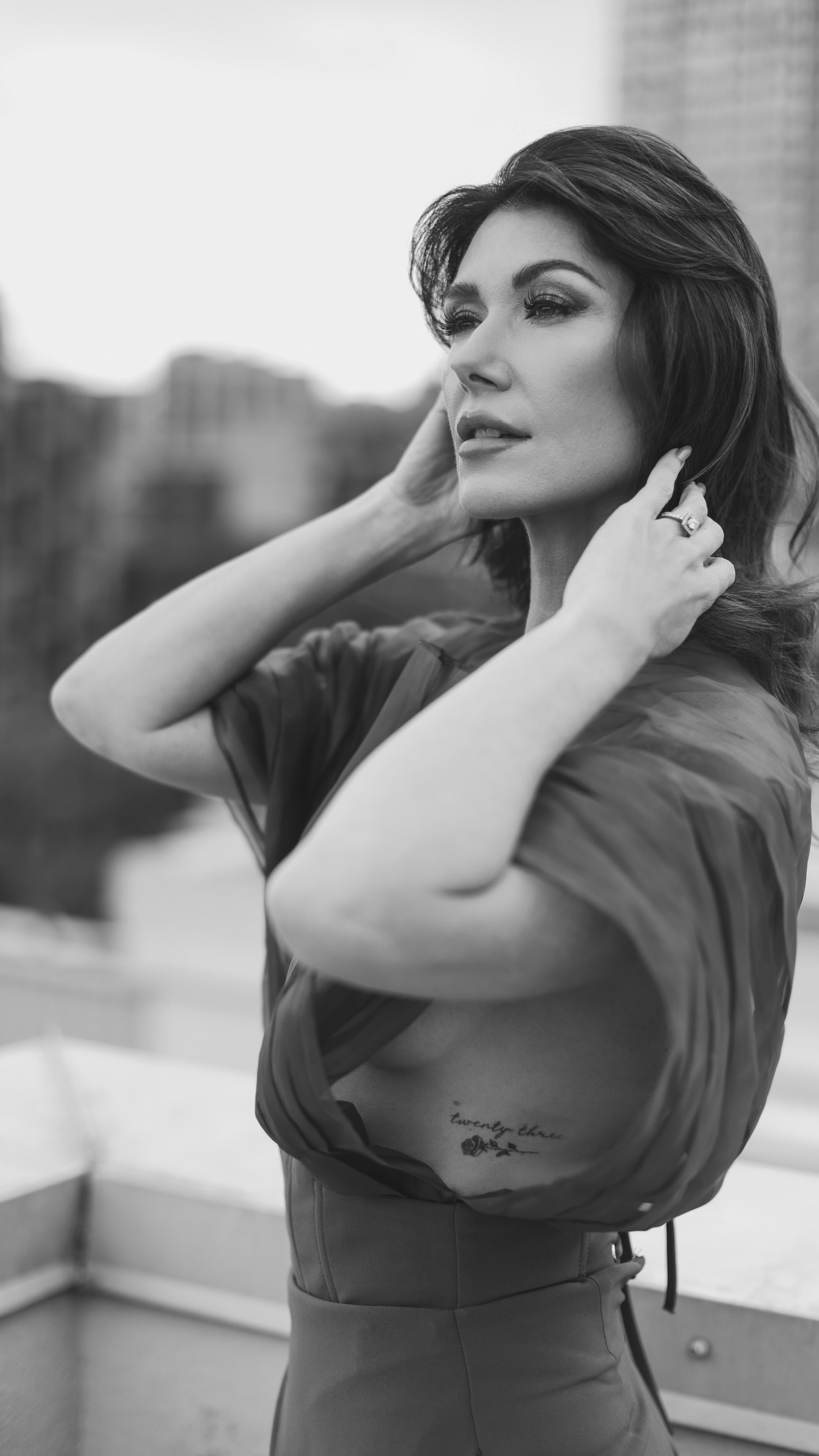 Jewel Staite hands