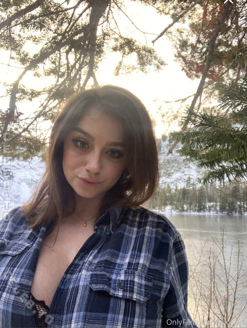 JuicyJade9 Nude Onlyfans Busty Teen LoloSavo Leaked Video
