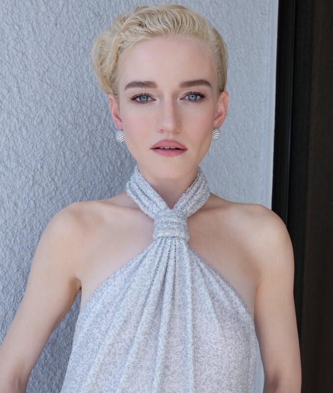 Julia Garner Nude Pics, Scenes and Porn
