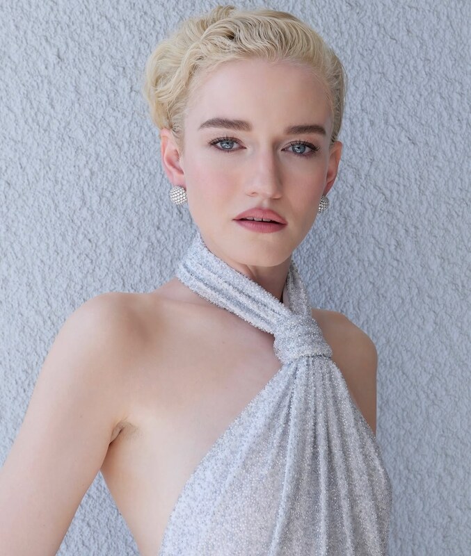 Julia Garner Nude Pics, Scenes and Porn
