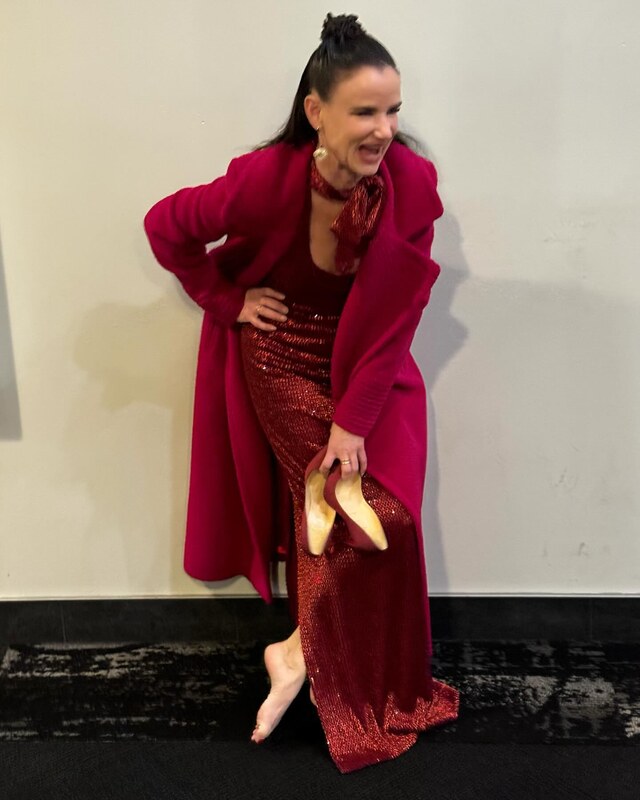 Juliette Lewis legs