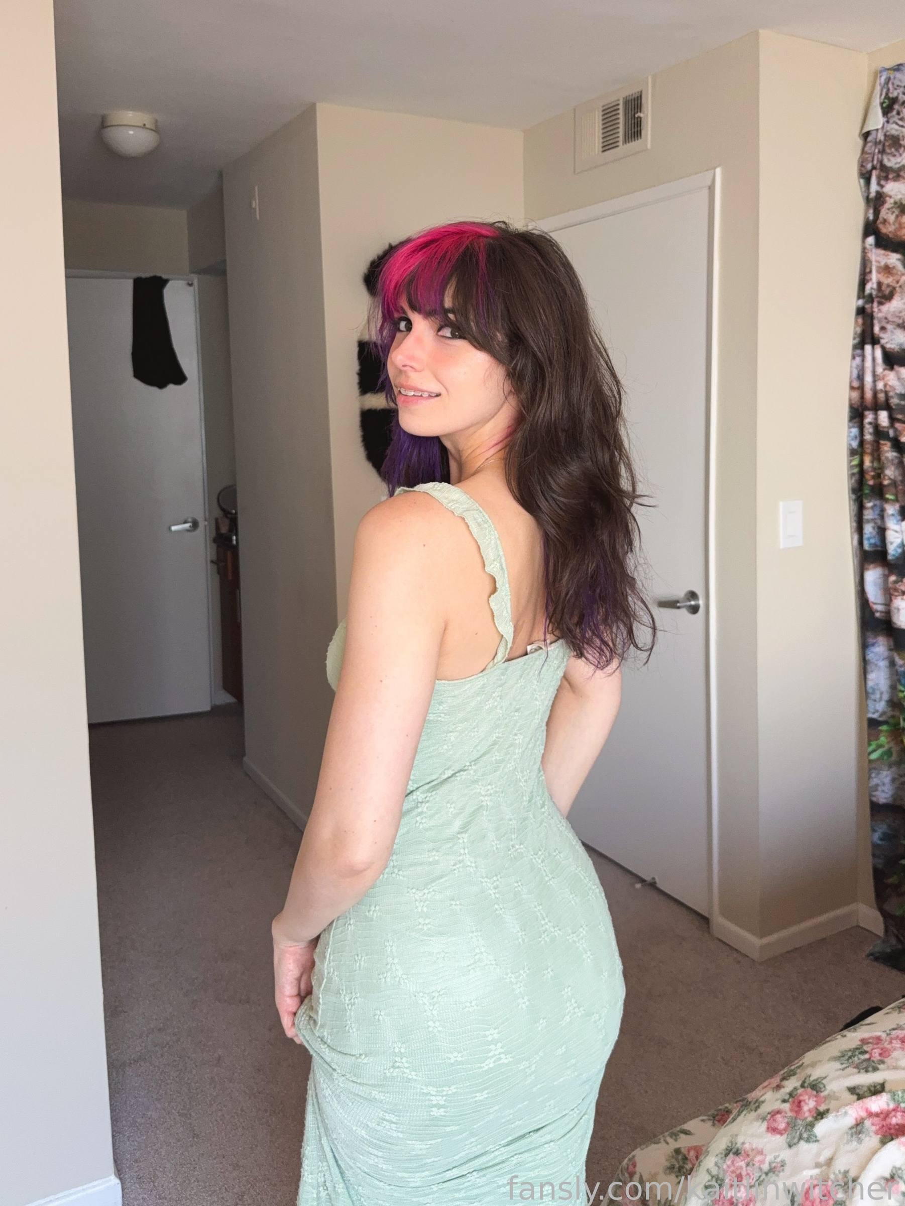 Kaitlin Witcher Fansly Sexy Twitch Streamer Photos