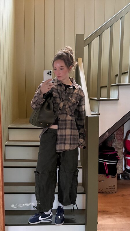 Kaitlyn Dever / KaitlynDever Nude Leaks OnlyFans  - Leaked Models