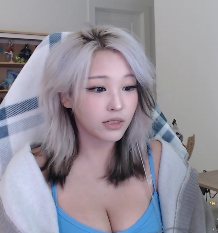 Aikuros / Hyoon / Kang Hee Yoon / floaromaa Nude Leaks OnlyFans  - Leaked Models