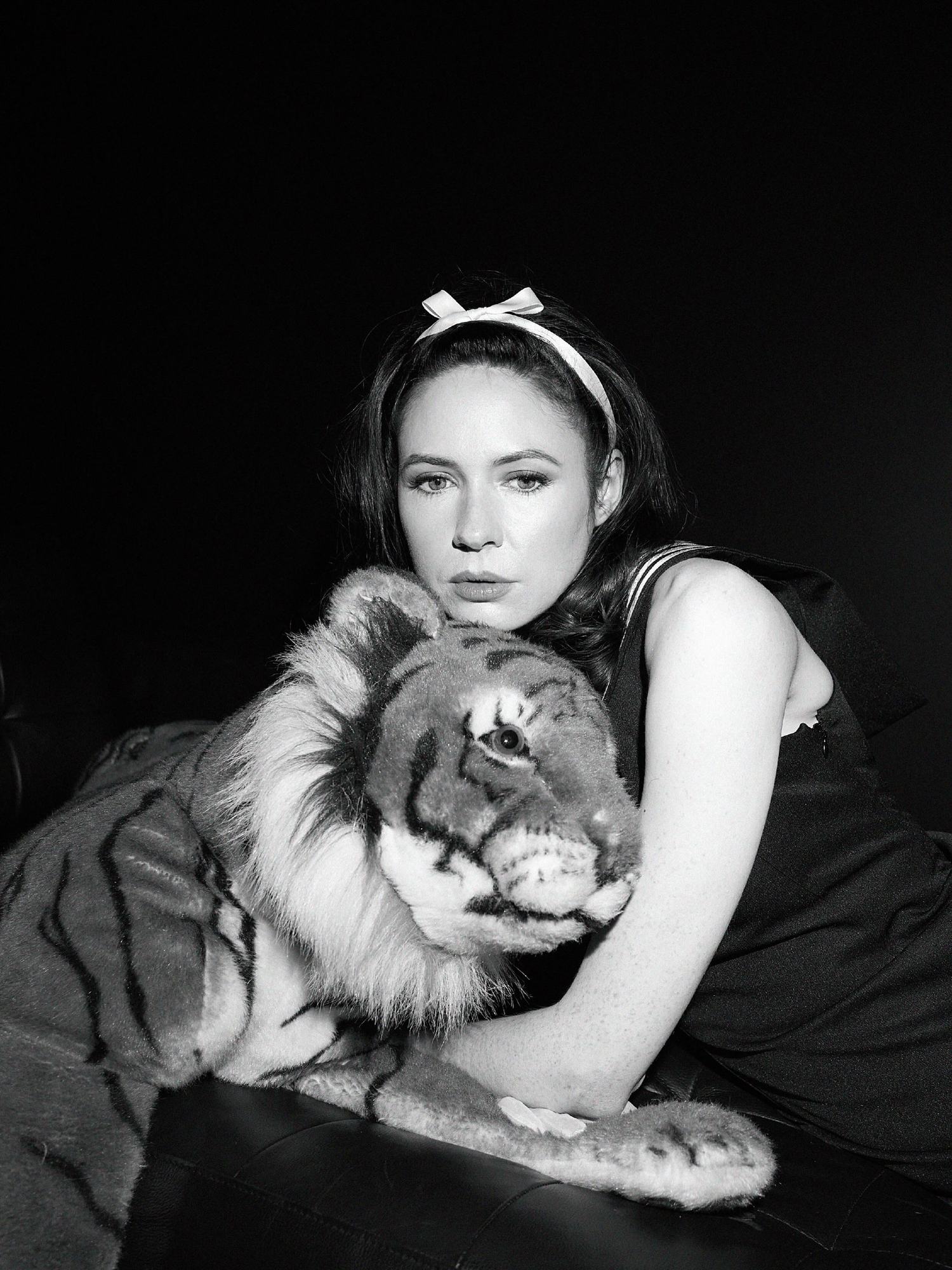 Karen Gillan / karengillan Nude Leaks OnlyFans  - Leaked Models