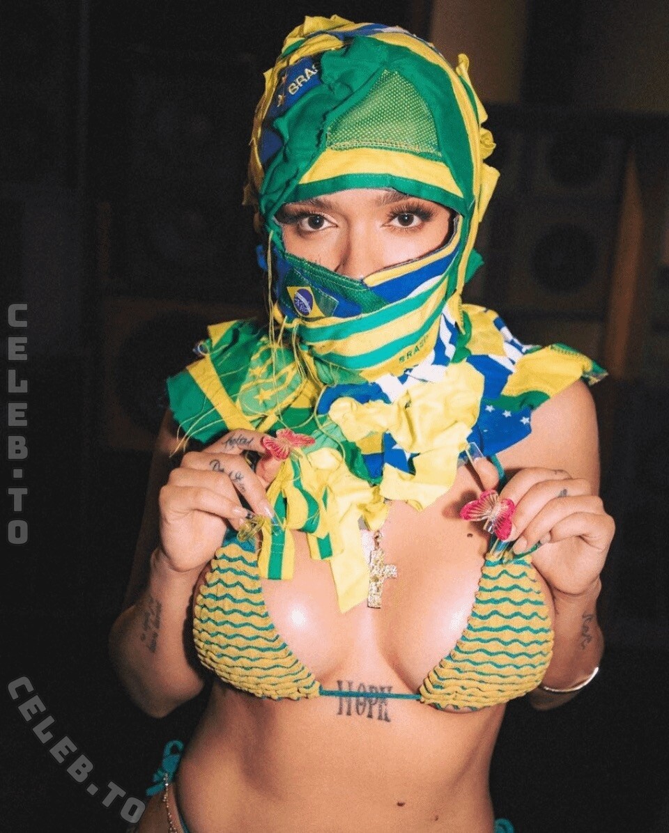 Karol G Nude Photos And Sex Tape Video Released