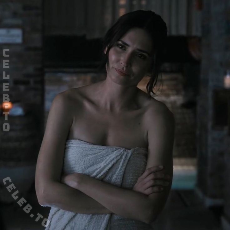 Karolina Wydra Nude Sex Scene From "True Blood"