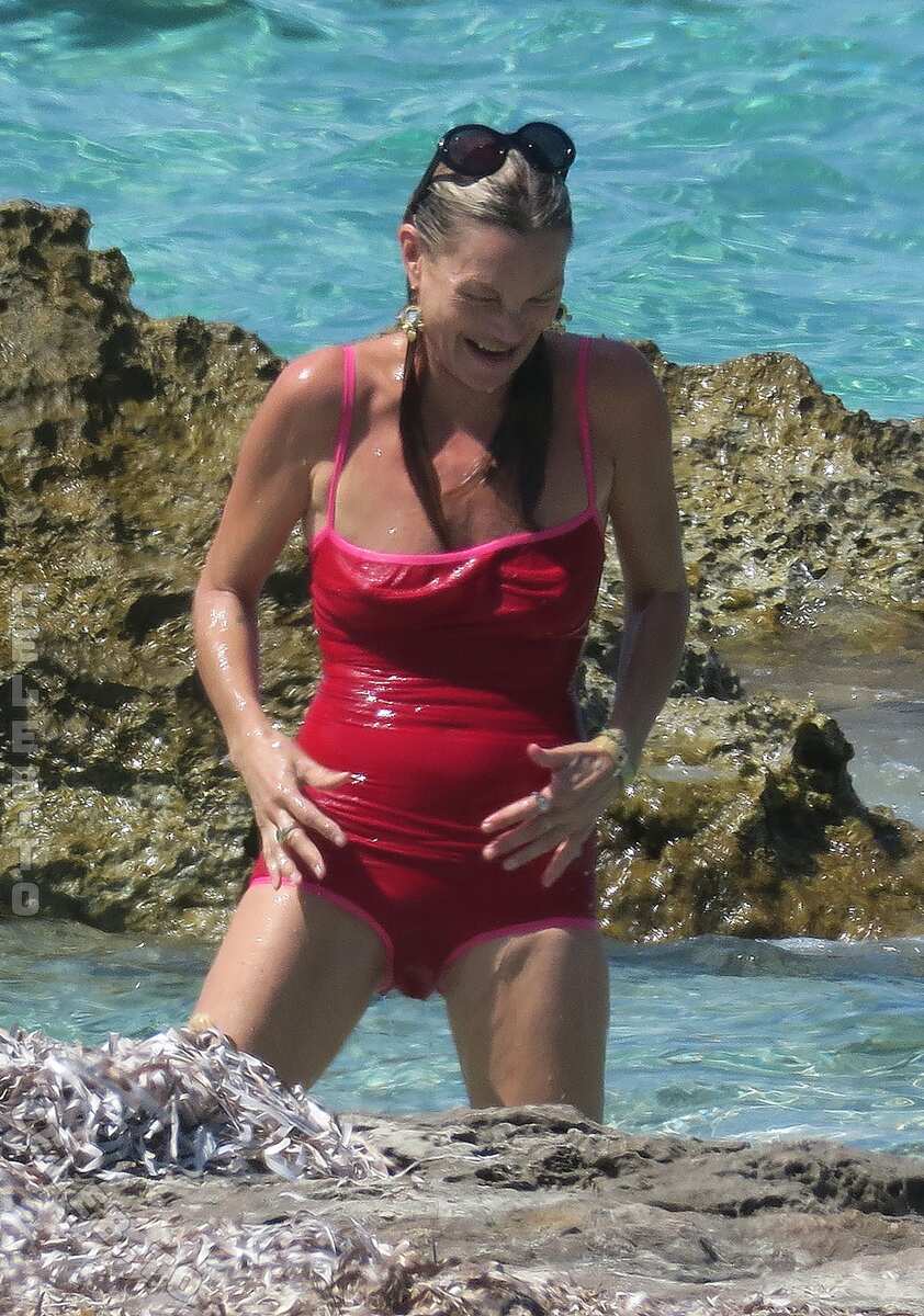 Kate Moss butts