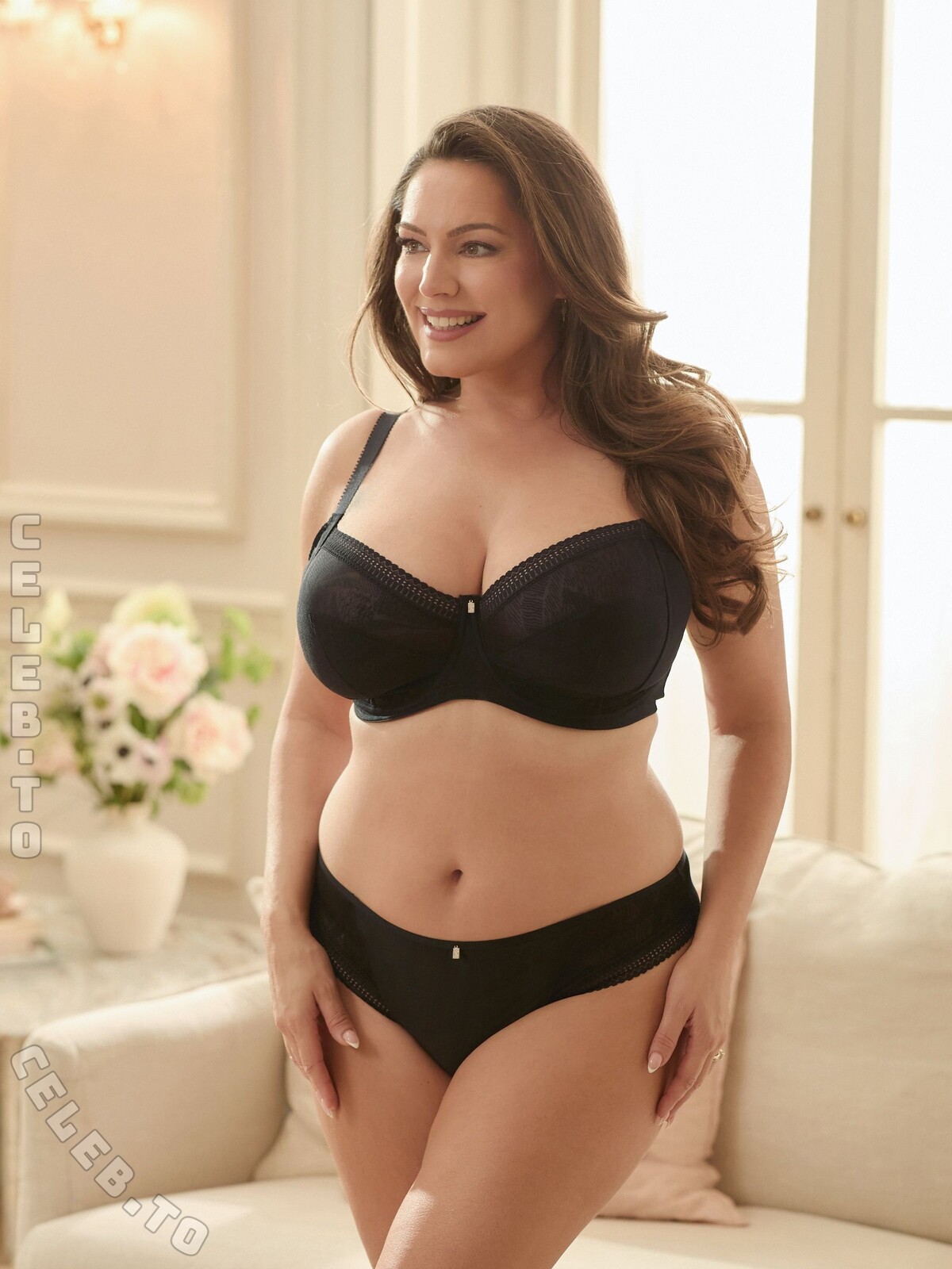 Kelly Brook butts