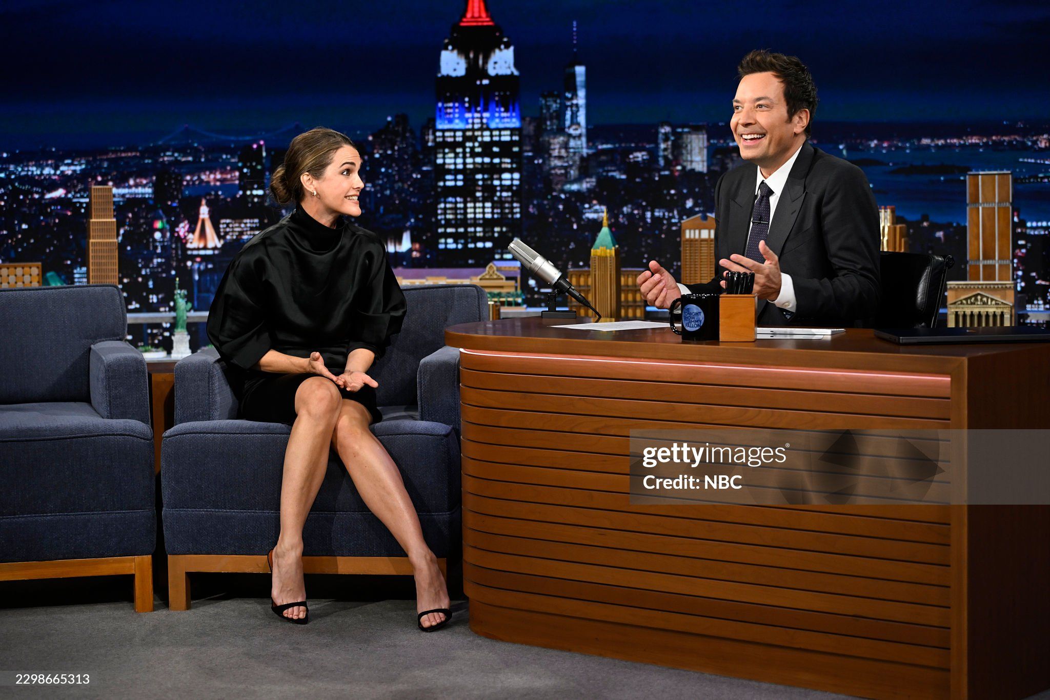 Keri Russell hands