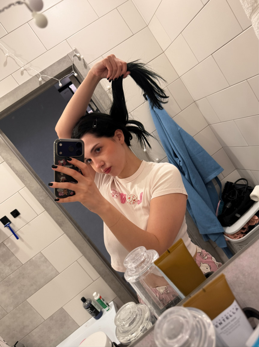 Kiko Baka Nude & Sexy OnlyFans (8 Photos)