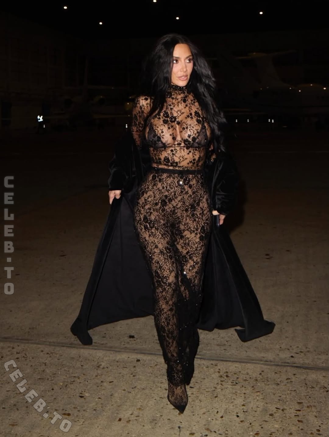 Kim Kardashian butts