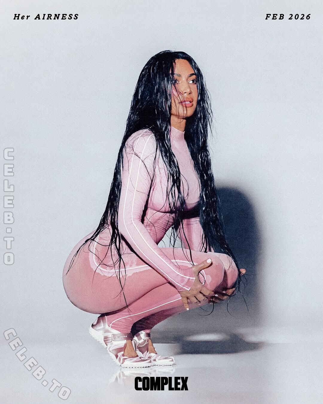Kim Kardashian hands