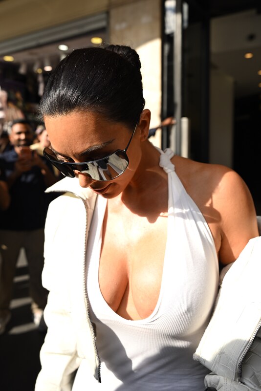 Kim Kardashian Hot (3 New Pictures)