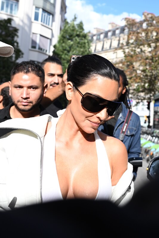 Kim Kardashian Hot (3 New Pictures)