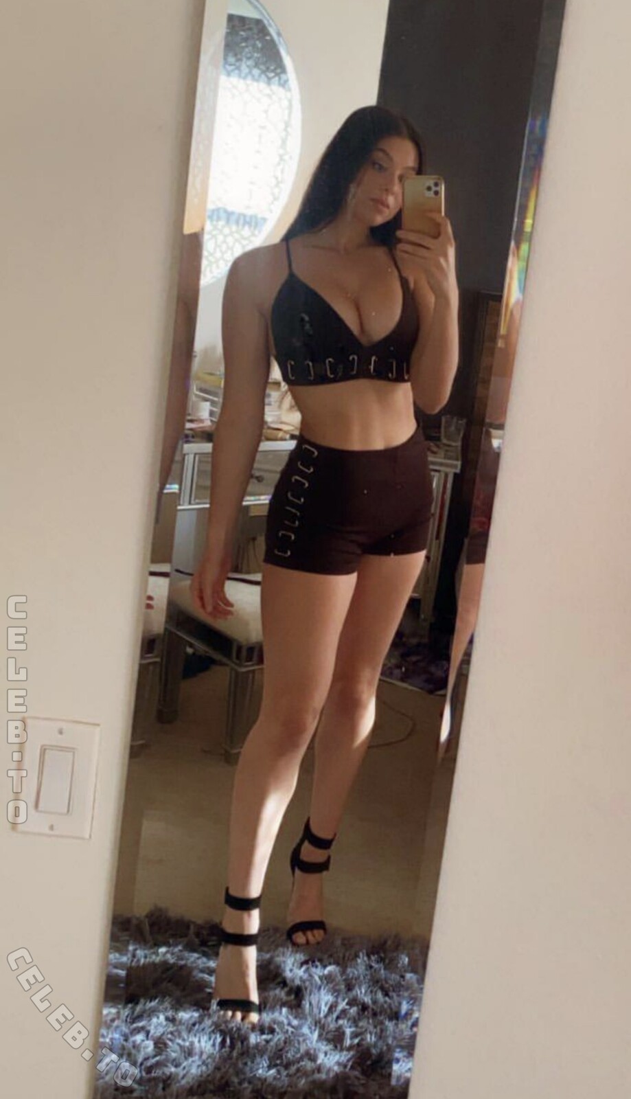 Kira Kosarin butts