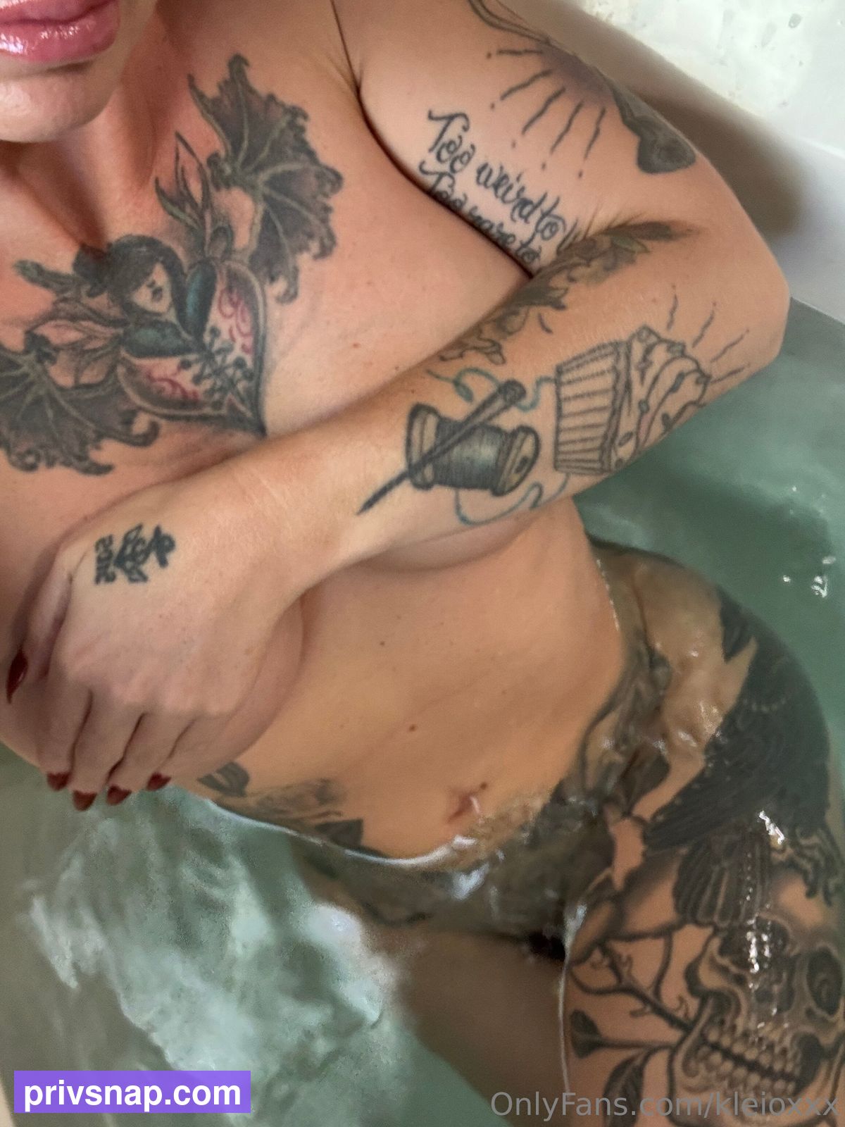 kleioxx / kleioxxx Nude Leaks OnlyFans  - Leaked Models