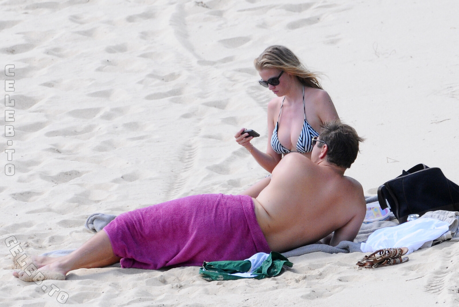 Lara Stone butts