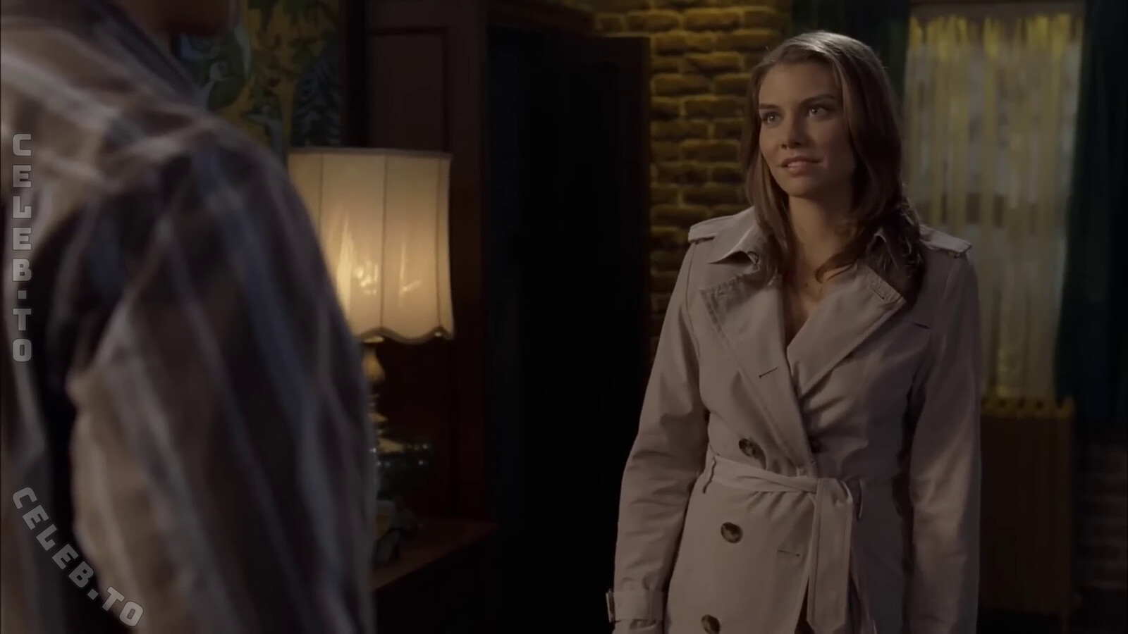 Lauren Cohan legs