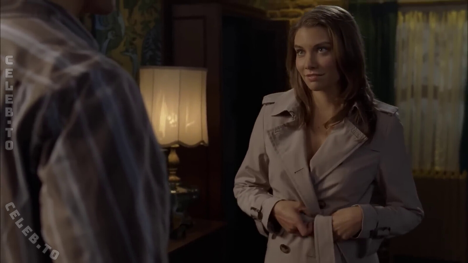 Lauren Cohan legs
