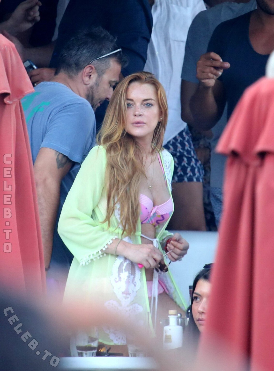 Lindsay Lohan hands