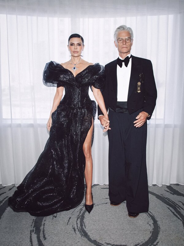 Lisa Rinna legs